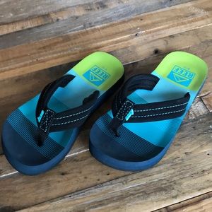 Reef toddler ahi  flip flops sandals  size 9/10